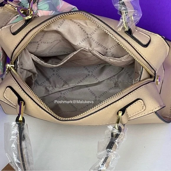 Steve Madden Breese Crossbody Bag color Tan Faux Leather New with Tags - Picture 8 of 8